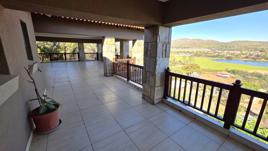 4 Bedroom Property for Sale in Ifafi North West